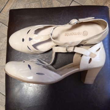 Босоножки 41 р.