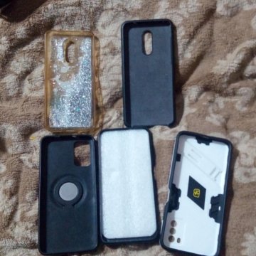 Чехлы для телефонов