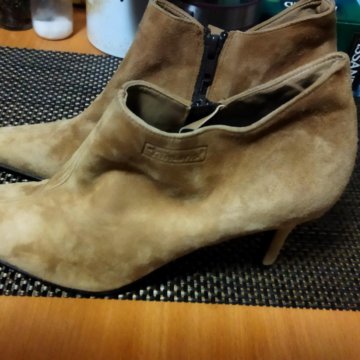 Ботинки замша Италия 38