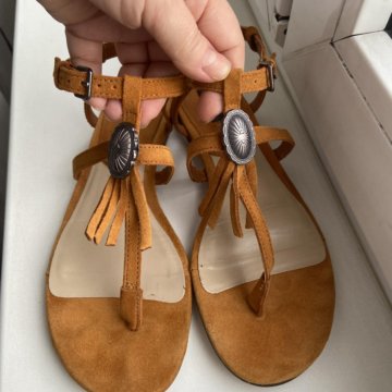 Сандалии / босоножки манго