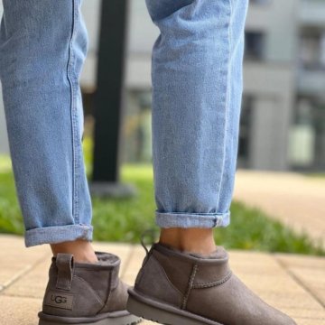 Угги Ugg ультра короткие????