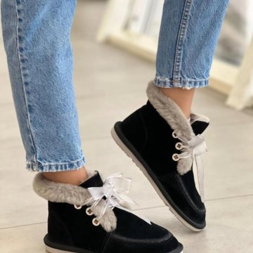 Замшевые ботинки????