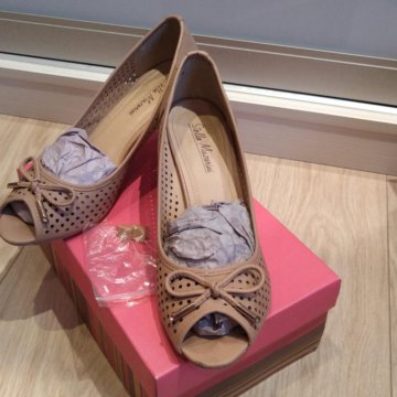 Туфли женские с открытым носом