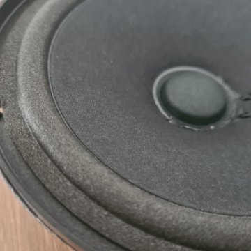 Динамик штатного сабвуфера Audi Q7 II 800164B38302