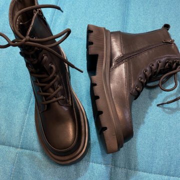 Ботинки женские