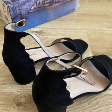 Босоножки женские летние