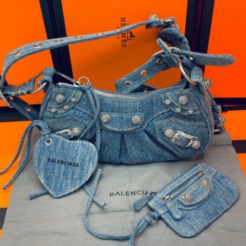 Сумка Balenciaga