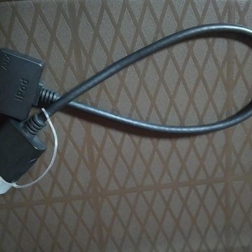 Кабель Kia/Hyundai usb/aux iPod/iPhone