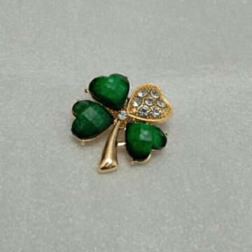 Брошь «Клевер -4х листник» в подарочной упаковке