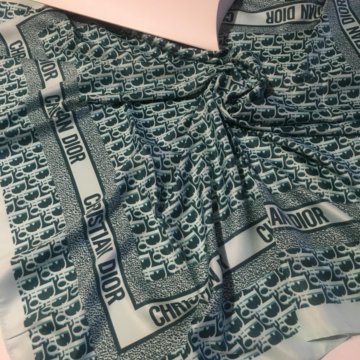 Платок Диор