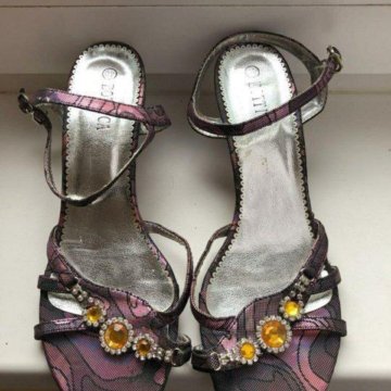 Босоножки, туфли 39 размер