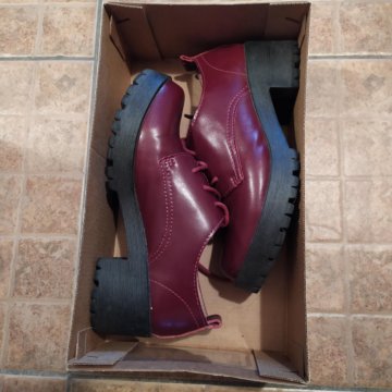Ботинки кожаные 37 размер