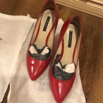 Лаковые туфли