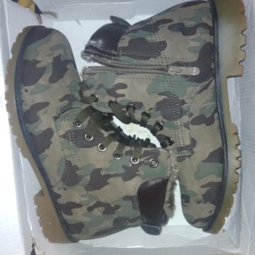 Ботинки зимние новые