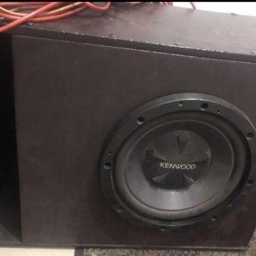 Сабвуфер с усилителем