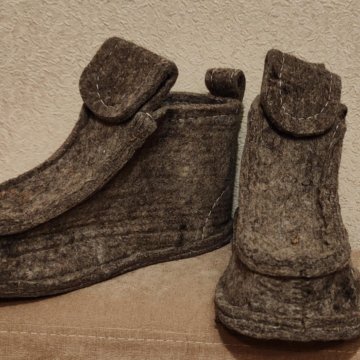 Войлочные тапочки новые 38