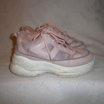 Кроссовки зимние женские р.37-38