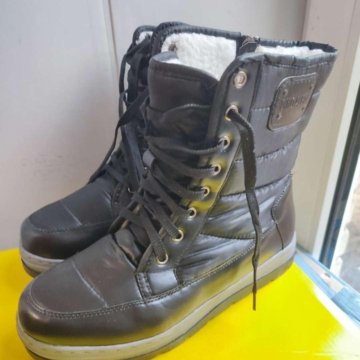 Ботинки 39 размер