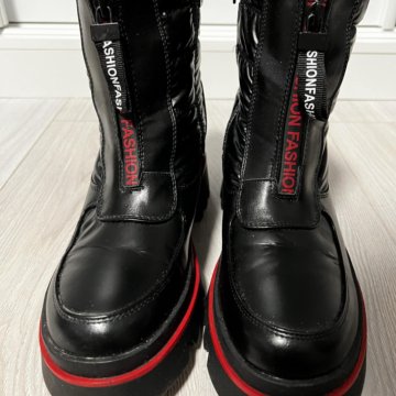 Сапоги (дутики) зимние женские