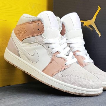 Nike Air Jordan кроссовки новые женские ????