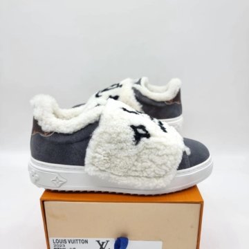 Кроссовки Louis Vuitton????