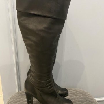 Зимние сапоги Loriblu