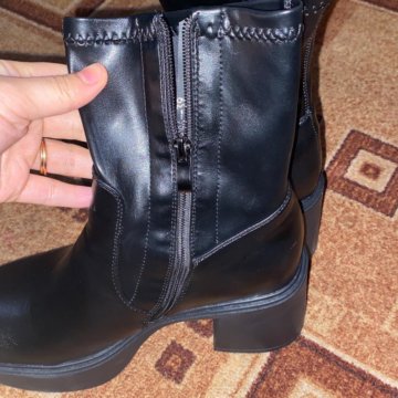 Женские зимние сапоги