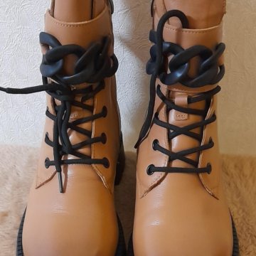 Бронь Ботинки женские 38 размер, зима