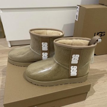 Ugg classic clear mini