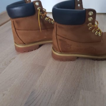 Зимние ботинки