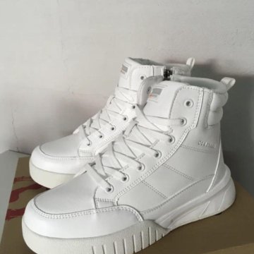 Утеплённые ботинки Strobbs