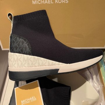 Ботинки Michael Kors женские Us5,5