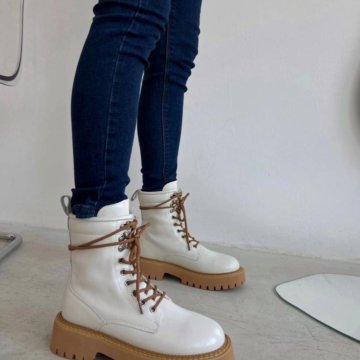 Классные демисезонные ботинки. Натуральная кожа