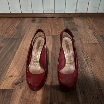 Туфли кожаные красного цвета Gianmarco Lorenzi