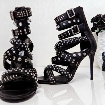 Туфли босоножки рокерские Steve Madden 38