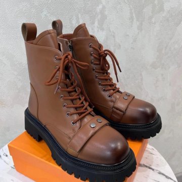 Демисезонные ботинки