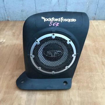 Сабвуфер Mitsubishi Outlander XL CW5W