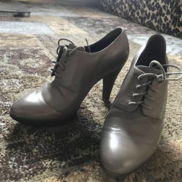 Ботинки женские