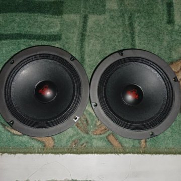 Колонки новые на авто