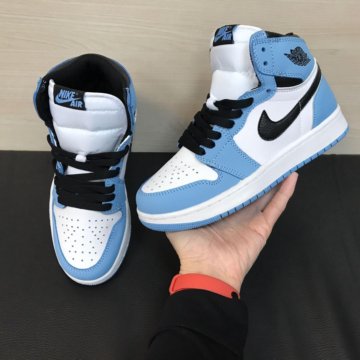 Кроссовки Nike Air Jordan зимние бело-голубые