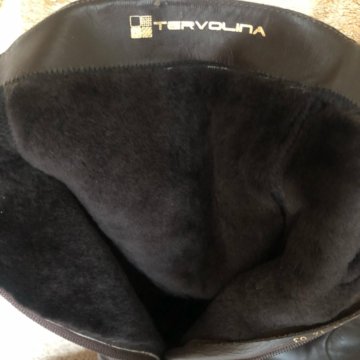 Зимние темно - коричневые сапоги