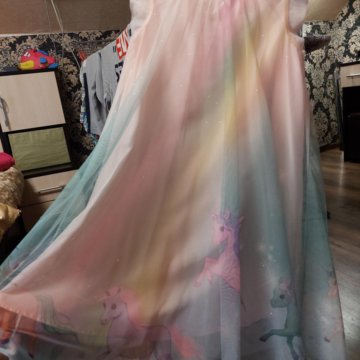 Платье H&m 140