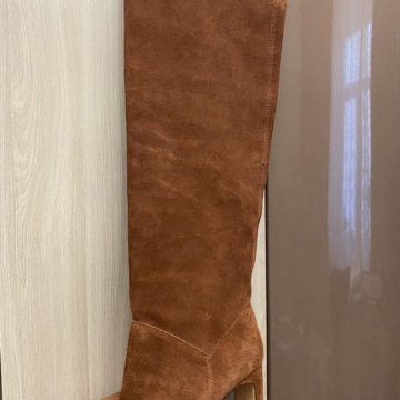 Замшевые сапоги