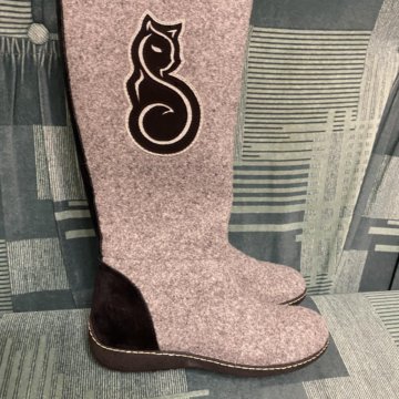 Войлочные сапоги. Новые. 38 размер