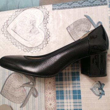 Женские туфли