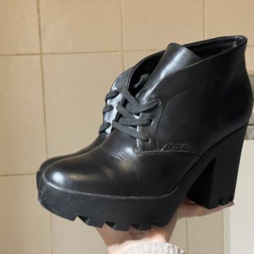 Ботильоны Calvin Klein оригинал 38