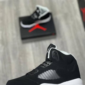 Кроссовки Nike Air Jordan 5 Retro