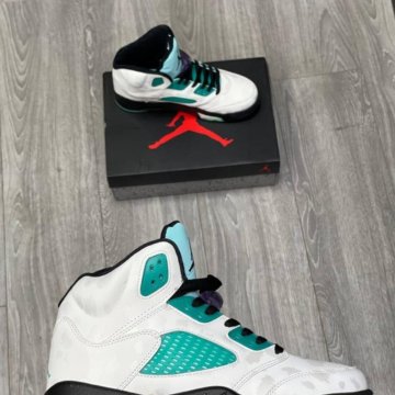 Кроссовки Nike Air Jordan 5 Retro