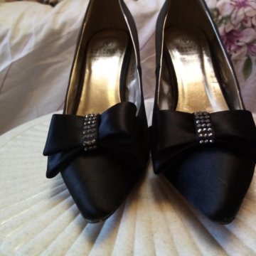 Туфли на каблуке (классика)