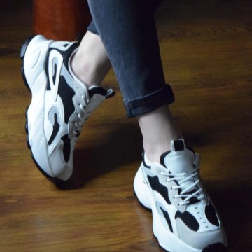 Кроссовки женские laky, 38 размер (новые)